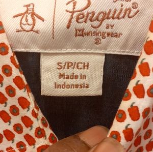 Mens Penguin sort sleeve shirt, red/white.